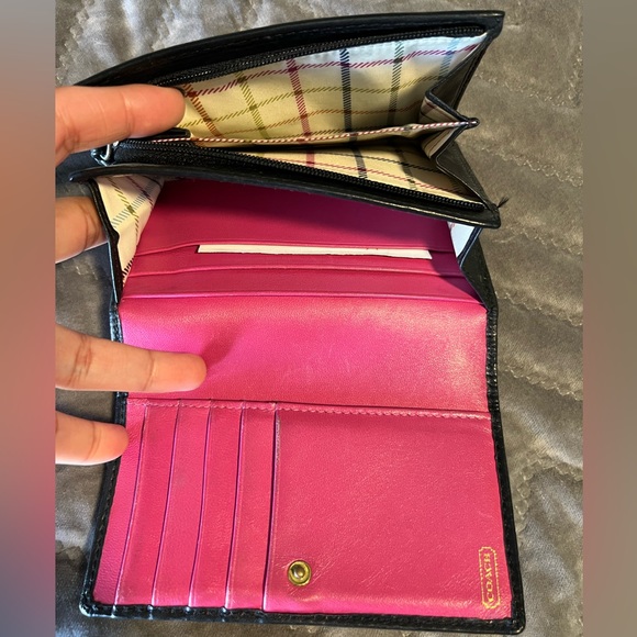 COACH | Leather/Cloth Insignia Wallet - Picture 2 of 4